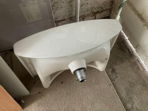 Buy & Sell Willenhall Walsall - Photos for Bathroom sink
