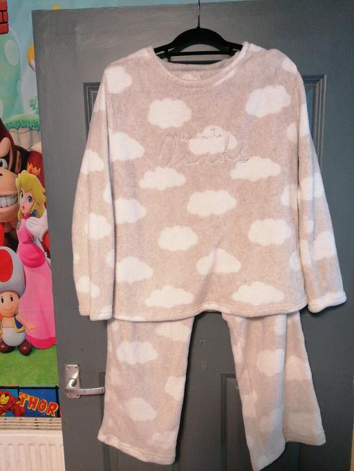 Buy & Sell Birchills Walsall - Photos for size 16/18 fleece pyjamas