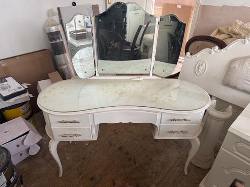 Buy & Sell Beckton East London - Photos for Dressing table