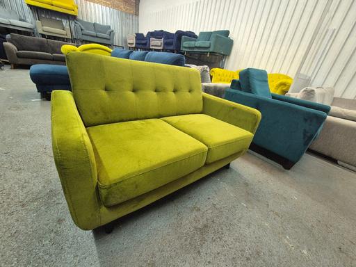 Buy & Sell Cheslyn Hay South Staffordshire - Photos for Olive Green Velvet 2-Seater Sofa