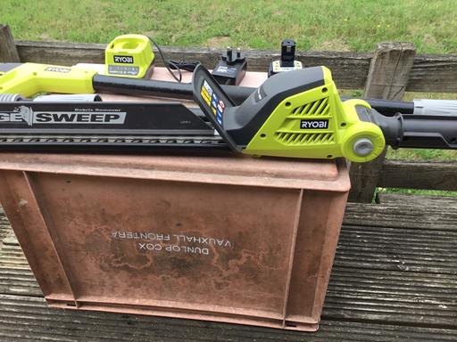 Buy & Sell Old Farm Park Milton Keynes - Photos for Ryobi hedge cutter 18v
