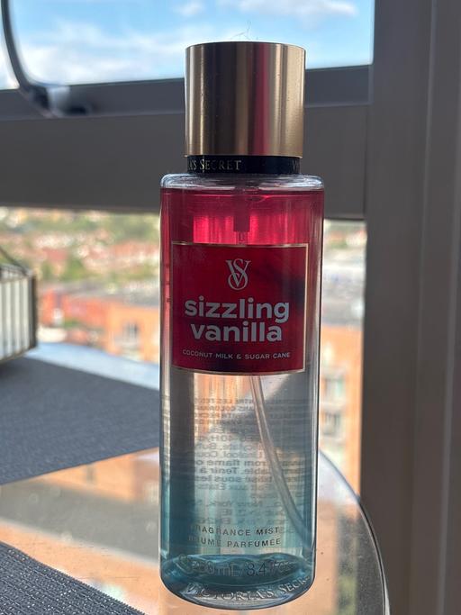 Buy & Sell Slough Town Centre Slough - Photos for Victoria secret Sizzling Vanilla Body spray
