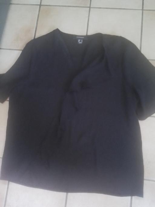 Buy & Sell Streetly Walsall - Photos for WAREHOUSE DEFINTIVE TOP