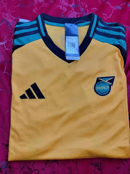 Buy & Sell Hayes Hillingdon - Photos for Jamican football t-shirt size XL