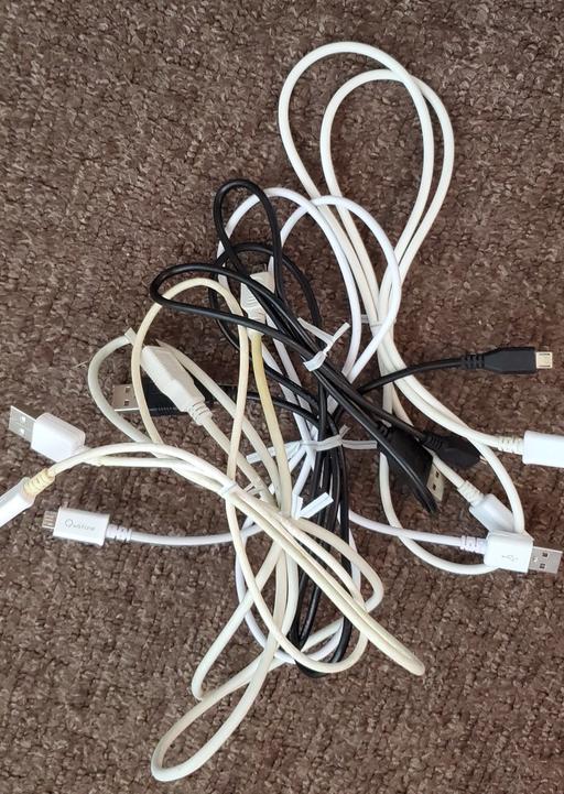 Buy & Sell Longley Sheffield - Photos for bundle of various chargers