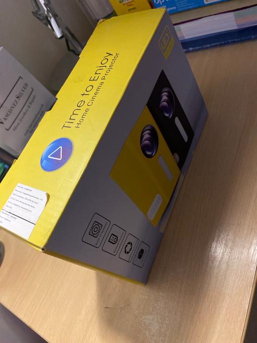 Buy & Sell Beckenham Bromley - Photos for Brand new Mini projector
