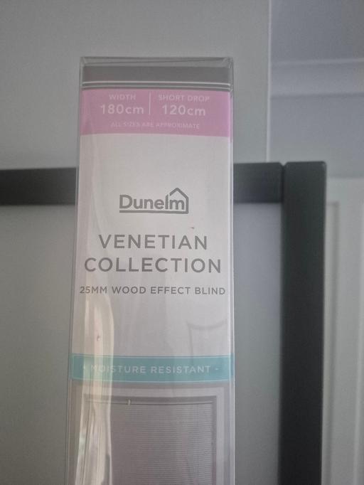 Buy & Sell Lilley North Hertfordshire - Photos for grey 25mm venetian blind 180cm wide x 120cm