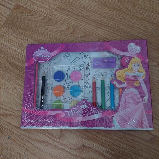 Buy & Sell Ocker Hill Sandwell - Photos for kids toy min art set