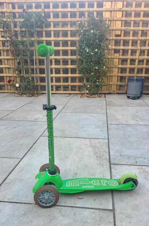 Buy & Sell Epsom Epsom and Ewell - Photos for Micro Mini Scooter