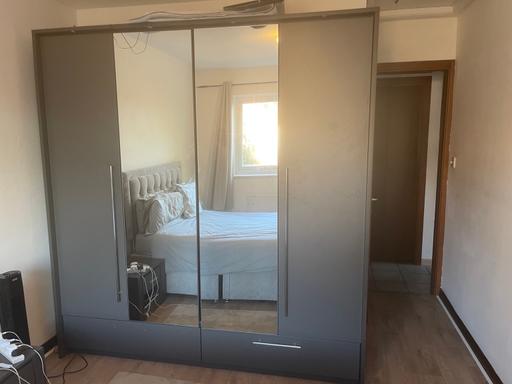 Buy & Sell Ealing West London - Photos for Modern Grey Mirrored Wardrobe