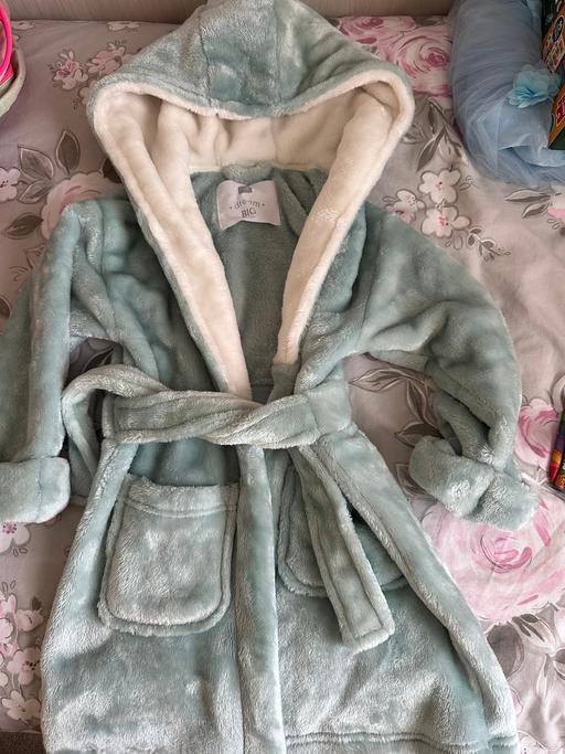 Buy & Sell Gwespyr Flintshire - Wales - Photos for Dressing gown 4-5
