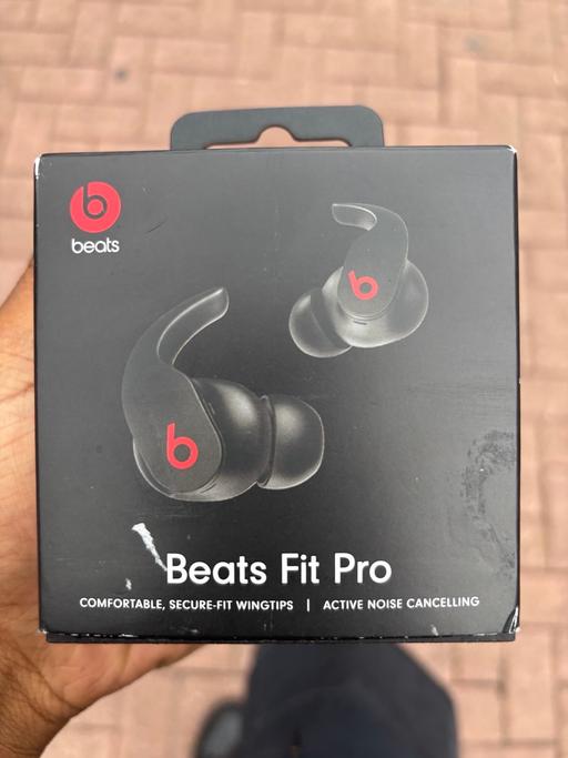 Buy & Sell Victoria Docks East London - Photos for Beats Fit Pro