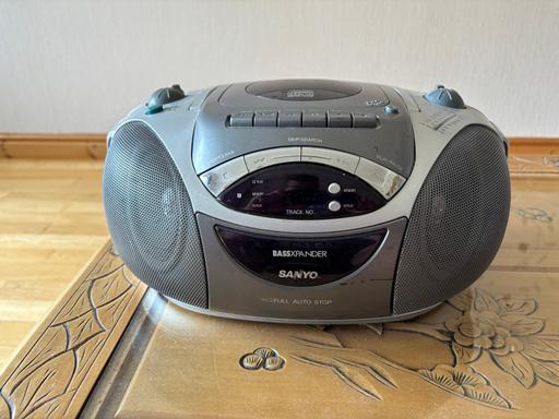 Buy & Sell Eccleston Park Saint Helens - Photos for Radio Cassette Player with Remote Control