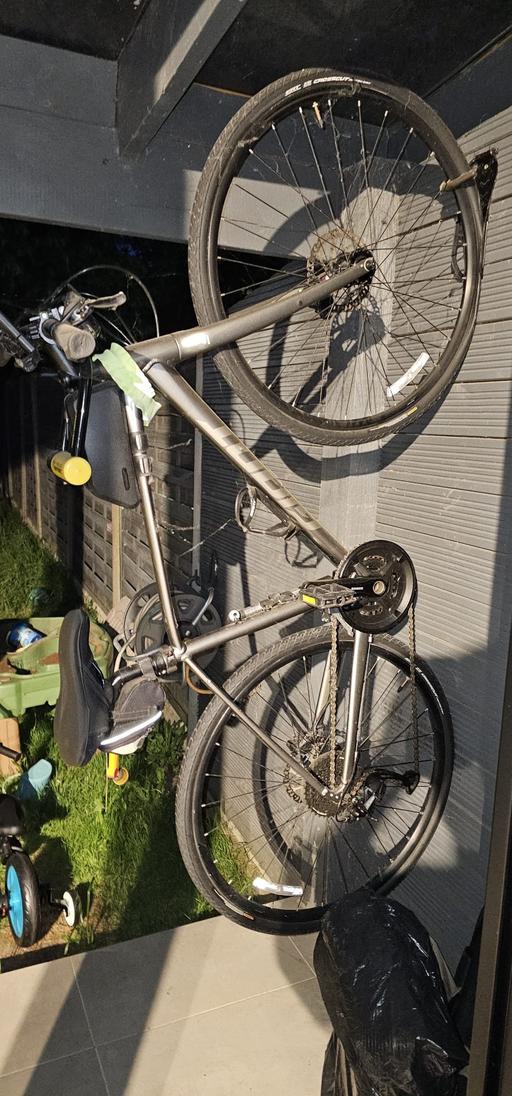 Buy & Sell The Ridgeway Enfield - Photos for giant medium road bike