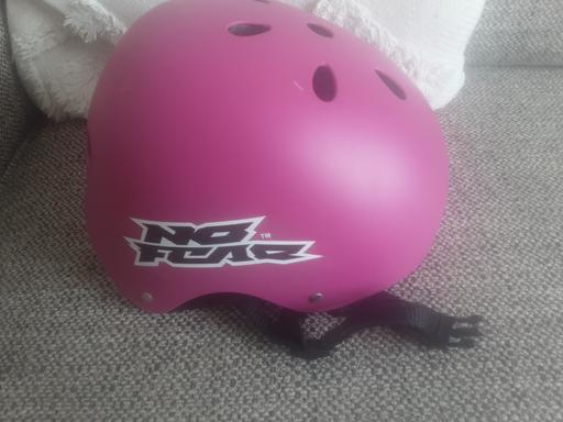 Buy & Sell Bolton-Upon-Dearne Barnsley - Photos for Girls cycling helmet s 53-55cm