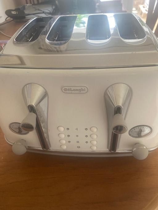 Buy & Sell Intake Doncaster - Photos for 4 slice toaster