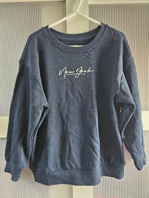 Buy & Sell Weston Point Halton - Photos for Age 5 MATALAN navy sweater