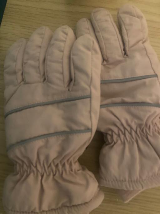 Buy & Sell Milton Keynes City Centre Milton Keynes - Photos for Gloves