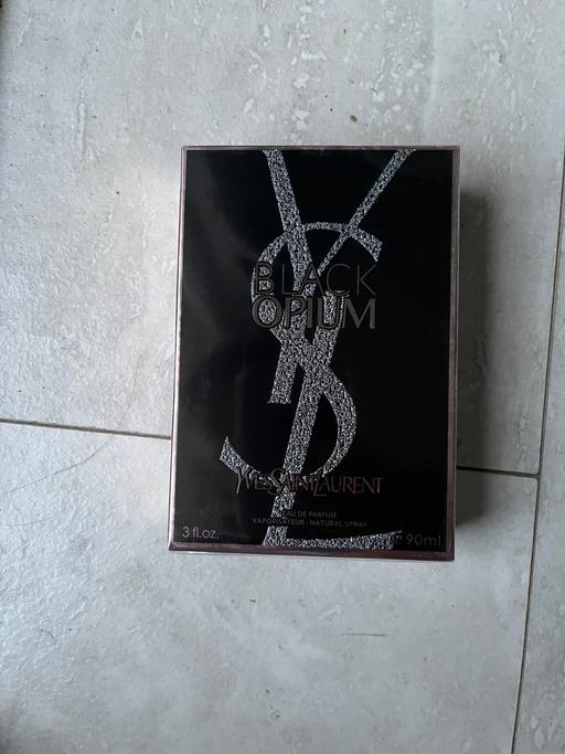 Buy & Sell Watford Three Rivers - Photos for YSL black opium 90ml