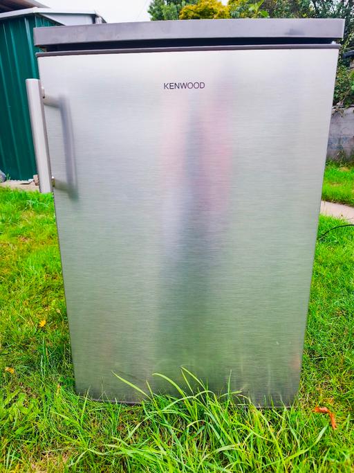 Buy & Sell Waterloo Central London - Photos for KENWOOD SILVER GREY UNDER COUNTER FRIDGE VGC