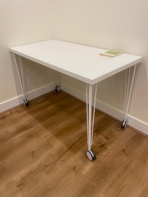 Buy & Sell Bishopsgate Central London - Photos for Ikea desk +Delivery