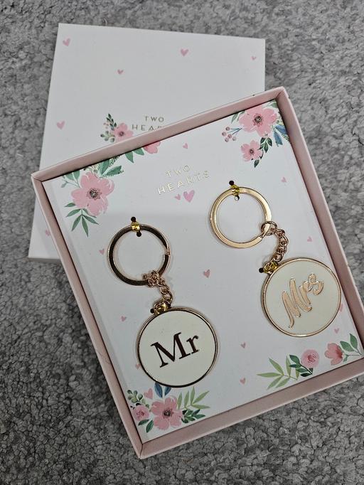 Buy & Sell Weston Point Halton - Photos for 🌟NEW🌟 Mr & Mrs keyring set
