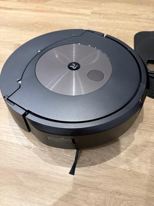 Buy & Sell Walworth South East London - Photos for Roomba Combo® j9+ Robot Vacuum and Mop
