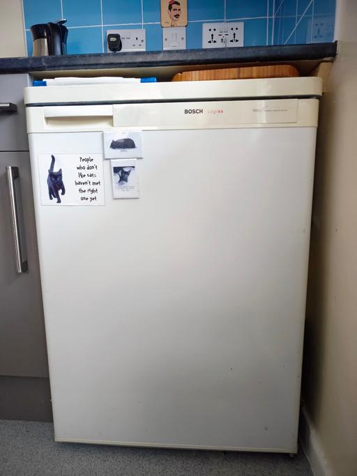 Buy & Sell Hill Top Sandwell - Photos for BOSCH logiXX under counter fridge