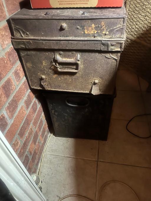 Buy & Sell West Caister Great Great Yarmouth - Photos for Trunk