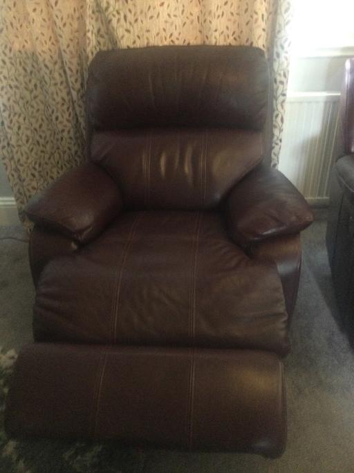 Buy & Sell Riddings Amber Valley - Photos for Leather corner settee and recliner chair