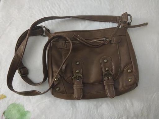 Buy & Sell Reedley Burnley - Photos for new look messenger bag