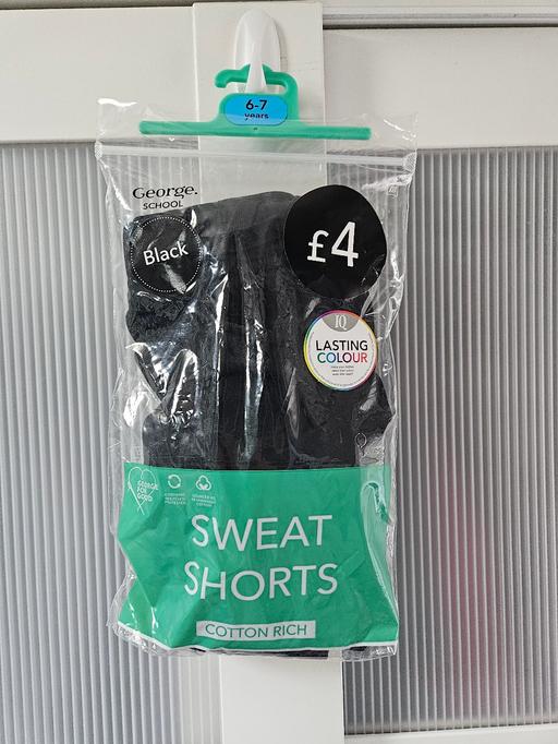 Buy & Sell Weston Point Halton - Photos for 🌟NEW🌟 Age 6-7 GEORGE black shorts