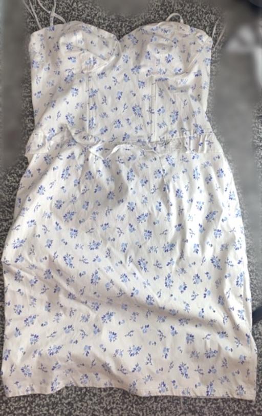Buy & Sell Holme Wood Bradford - Photos for Whitw dress