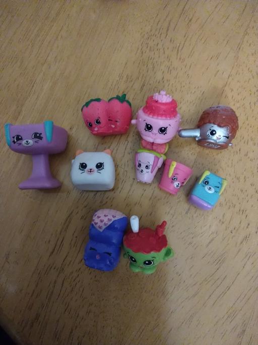 Buy & Sell Reedley Burnley - Photos for shopkins bundle