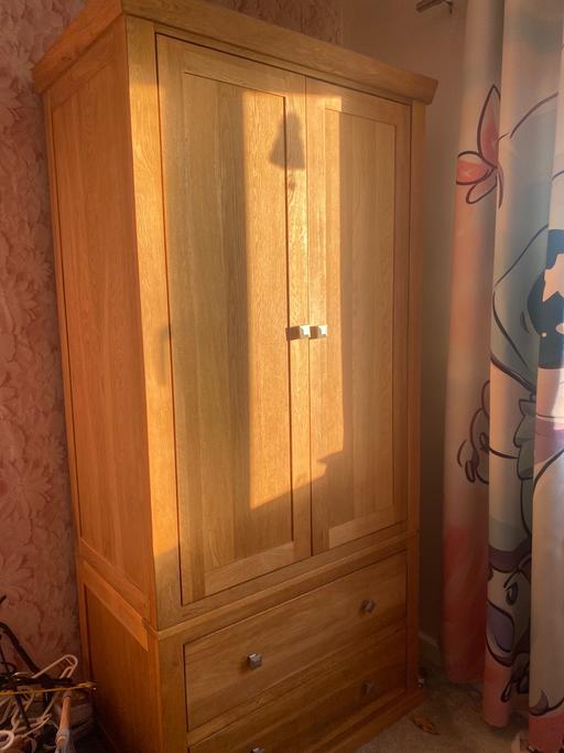 Buy & Sell Saint Neots Huntingdonshire - Photos for Solid Oak Wardrobe & Bedside Drawers