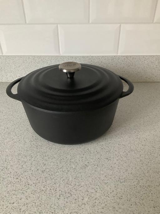 Buy & Sell Telford Way Industrial Estate North Northamptonshire - Photos for NEW Villeroy &Boch cast iron casserole dish