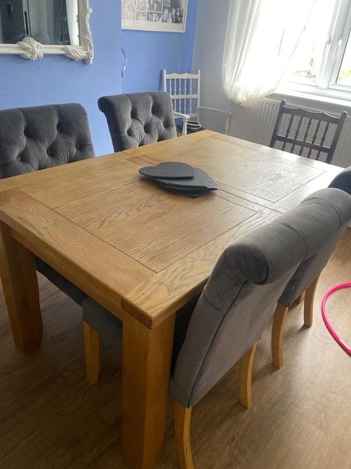 Buy & Sell Stanground Peterborough - Photos for Solid Oak extendable dining room table snd 4