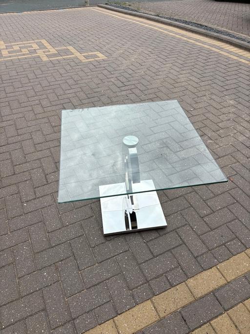 Buy & Sell Halesowen Dudley - Photos for Lee Longlands side lamp table