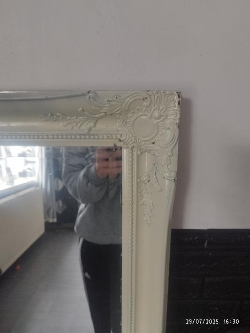 Buy & Sell Ettingshall Wolverhampton - Photos for large mirror