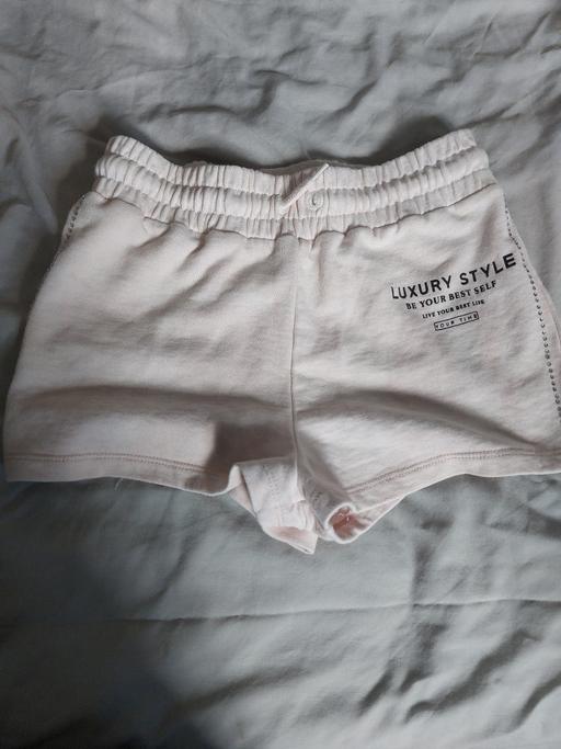 Buy & Sell Chapeltown Sheffield - Photos for 7-8 river island shorts