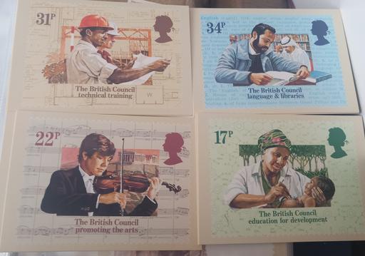 Buy & Sell Thatto Heath Saint Helens - Photos for Royal mail british Council 84 stamp postcards