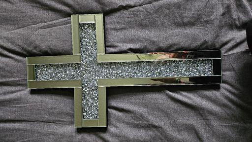 Buy & Sell Broomhill Cannock Chase - Photos for Diamonte Cross