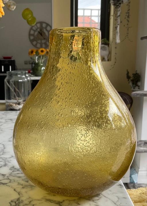 Buy & Sell Kings Heath Birmingham - Photos for Yellow bubble glass vase