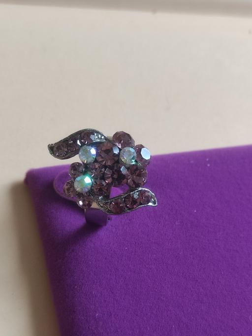 Buy & Sell Grafton Street Industrial Estate West Northamptonshire - Photos for Beautiful adjustable ring