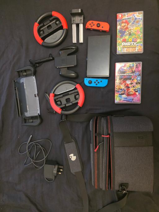 Buy & Sell Tulse Hill South East London - Photos for Nintendo switch oled & extra 3 Games ps4