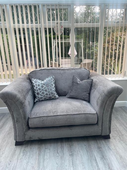 Buy & Sell Fordbridge Solihull - Photos for oversized sofa chair