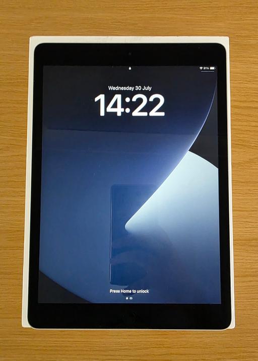 Buy & Sell Sundon Luton - Photos for iPad 9th Generation 64GB