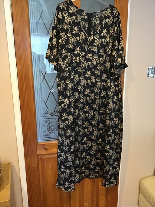 Buy & Sell Northolt Ealing - Photos for Ladies black/ gold maxi dress size;18