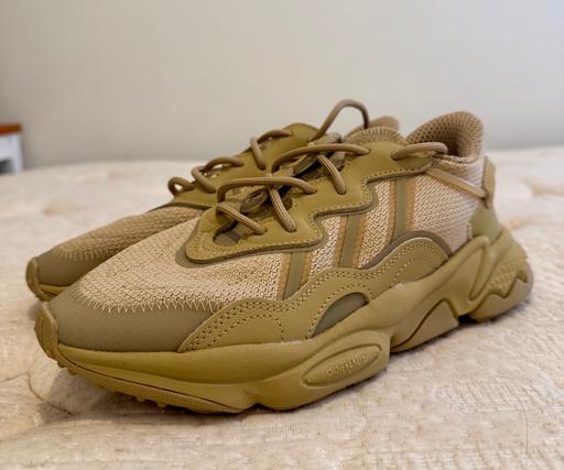 Buy & Sell Whiston Knowsley - Photos for Adidas Ozweego J, Size UK 5, Brand New