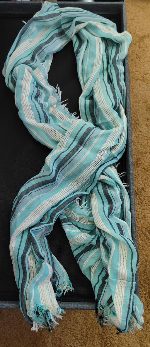 Buy & Sell Denmead Winchester - Photos for Scarf